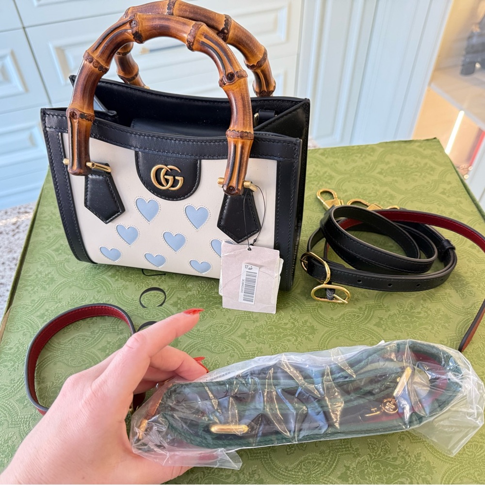 Gucci Black and Cream Heart Satchel with Bamboo Handle - Picture 5 of 8